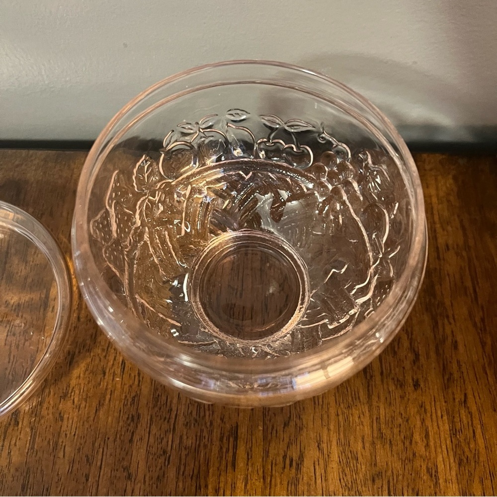 vintage Studio Nova pink glass candy dish with a lid. - Picture 7 of 11